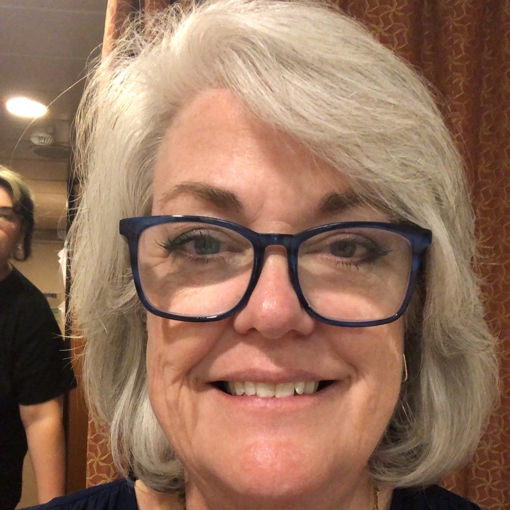 Meet your Posher, Janet